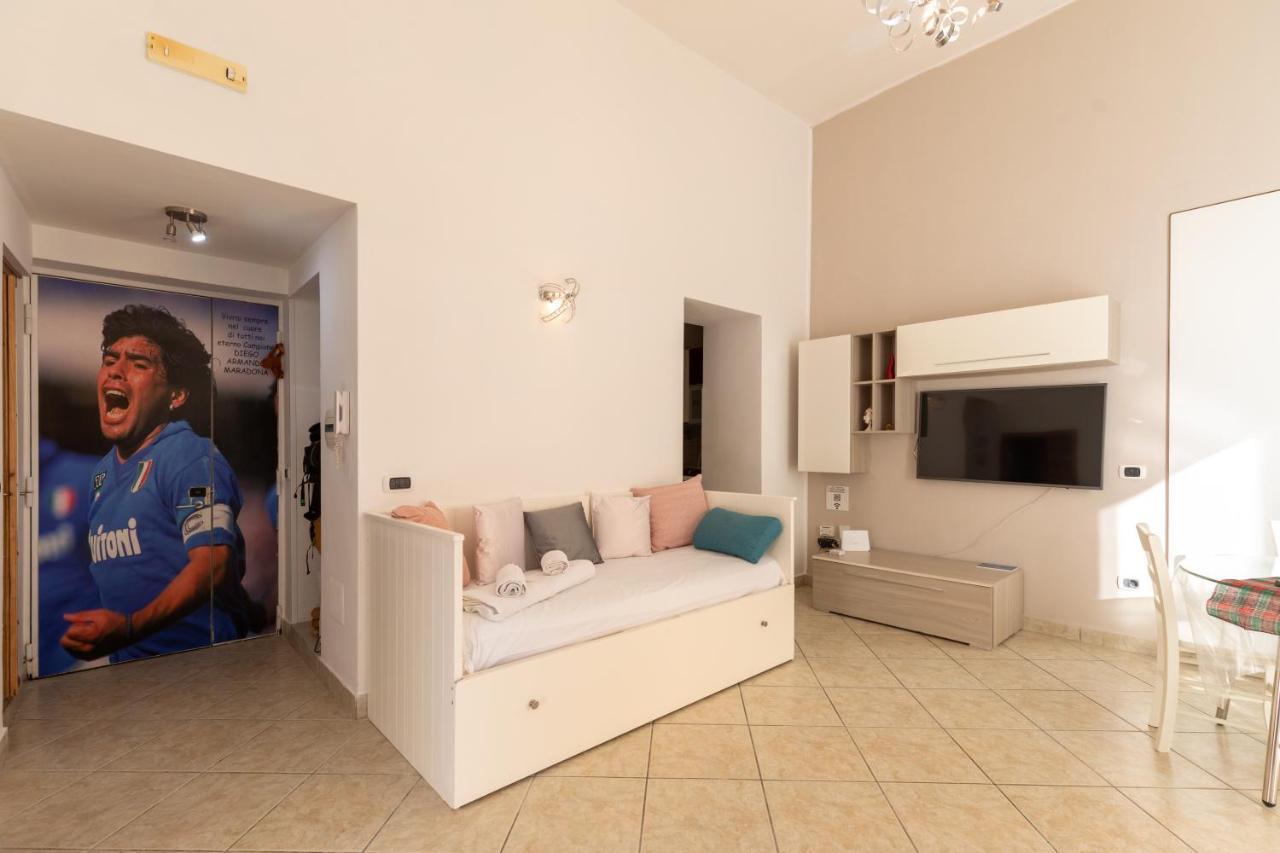 Apartment With Sea View With 2 Lifts Above Montesanto! ナポリ エクステリア 写真