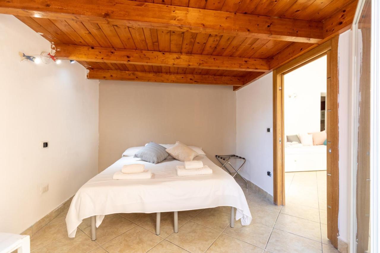 Apartment With Sea View With 2 Lifts Above Montesanto! ナポリ エクステリア 写真