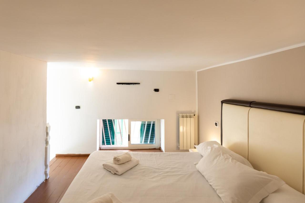 Apartment With Sea View With 2 Lifts Above Montesanto! ナポリ エクステリア 写真