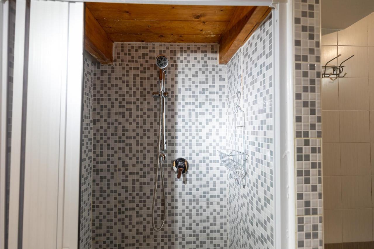 Apartment With Sea View With 2 Lifts Above Montesanto! ナポリ エクステリア 写真