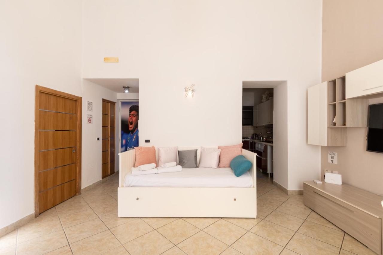 Apartment With Sea View With 2 Lifts Above Montesanto! ナポリ エクステリア 写真